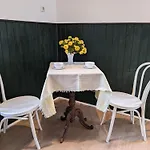 „altes Forsthaus“ Am Schloss Apartamento
