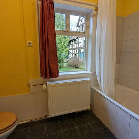 „altes Forsthaus“ Am Schloss Διαμέρισμα *