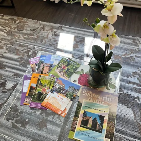 „altes Forsthaus“ Am Schloss Apartment *