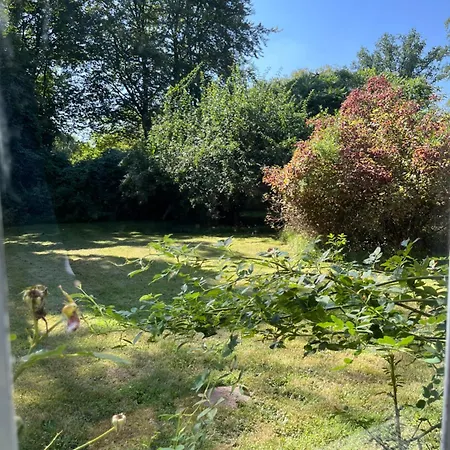 „altes Forsthaus“ Am Schloss Apartment *