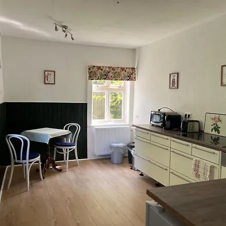 „altes Forsthaus“ Am Schloss Apartment