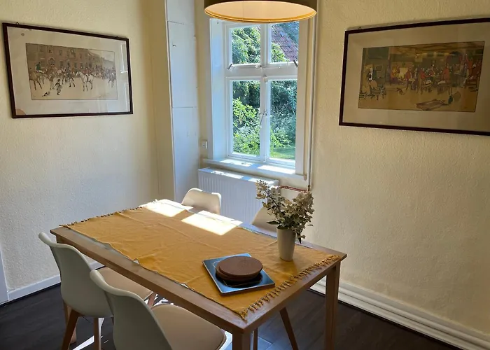 „altes Forsthaus“ Am Schloss